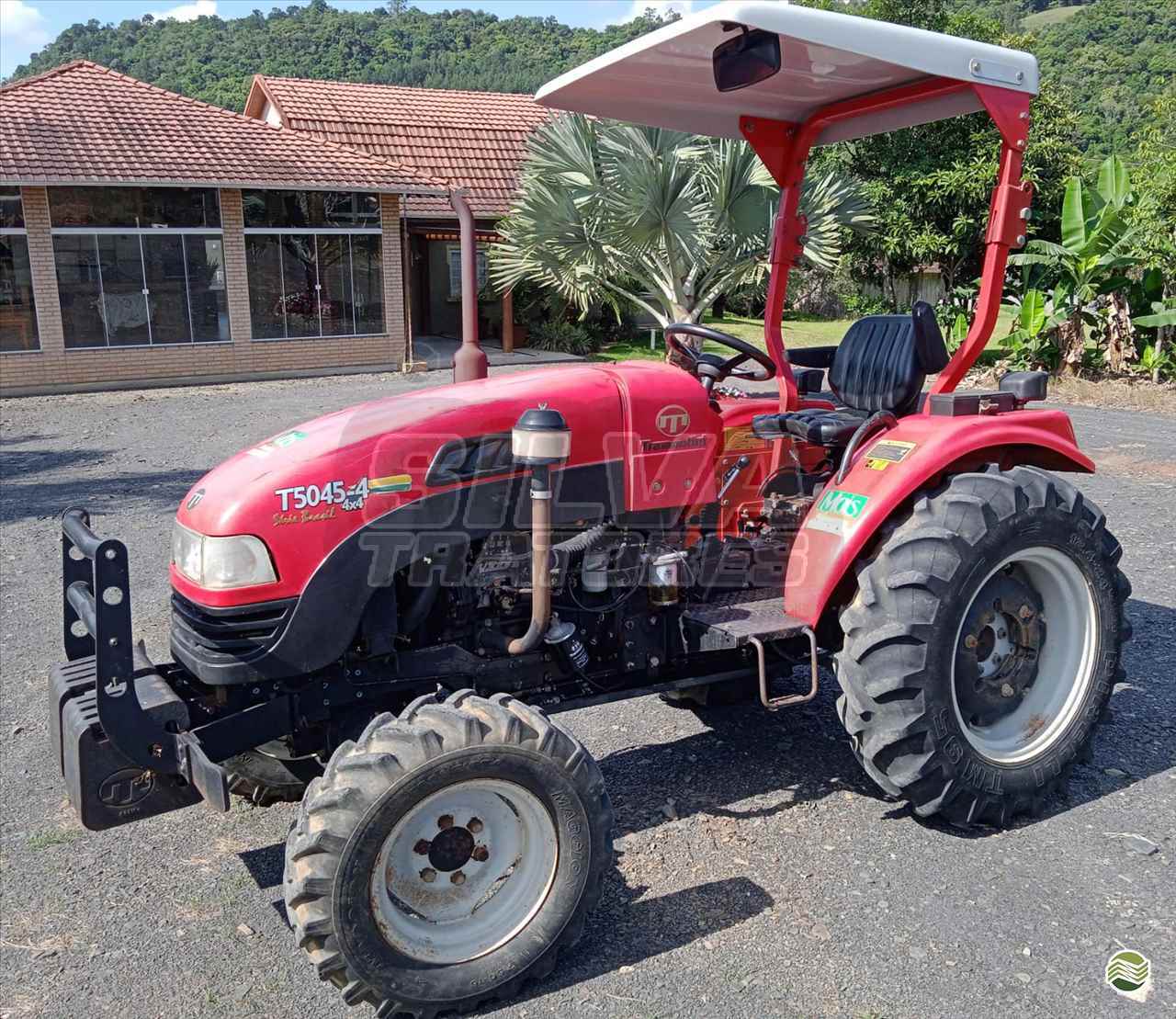TRATOR TRAMONTINI T5045-4 Tração 4x4 Silva Tratores - Agritech ITUPORANGA SANTA CATARINA SC